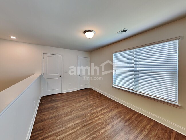 Building Photo - 2449 Napa Valley Dr