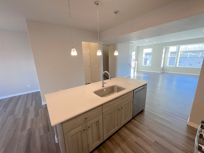 Building Photo - 3 Bedroom Townhome Available Near Tutt Blvd & E Woodmen Rd