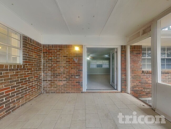 Building Photo - 1382 Peggy Ln NW