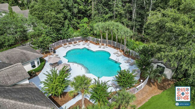 Primary Photo - MOVE IN THIS YEAR - FREE MONTH'S RENT IN 1st 90 DAYS!