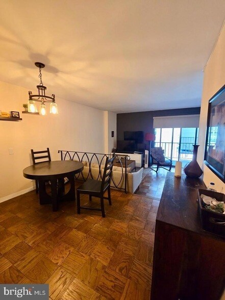 Building Photo - 2201 L St NW