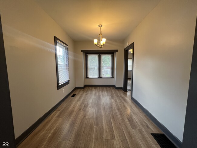 Building Photo - 154 S 9th Ave