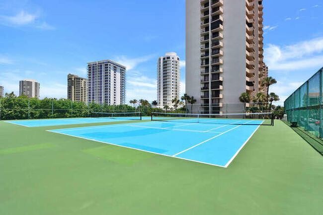 Building Photo - 4200 N Ocean Dr