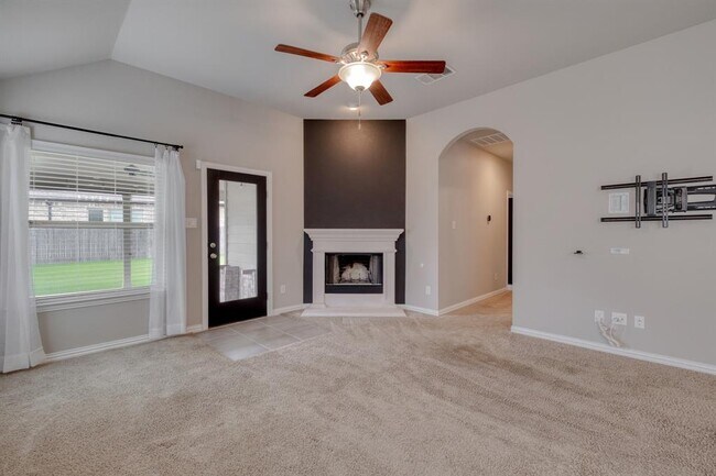 Building Photo - 21312 Windmill Ranch Ave