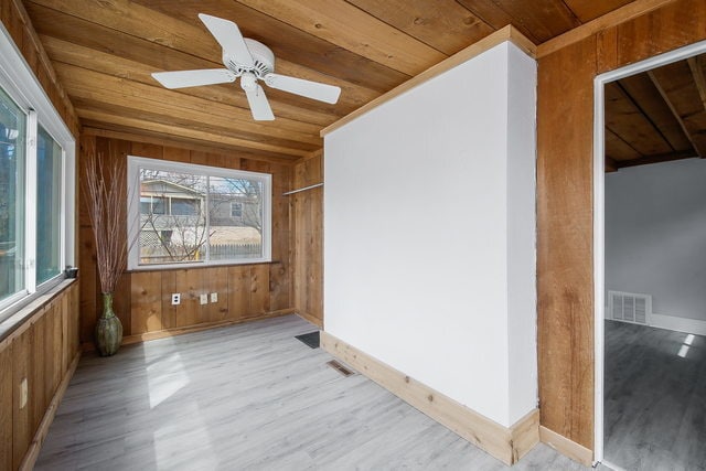 Building Photo - 221 Elm St