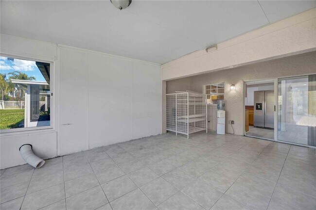 Building Photo - 727 Kensington Lake Cir