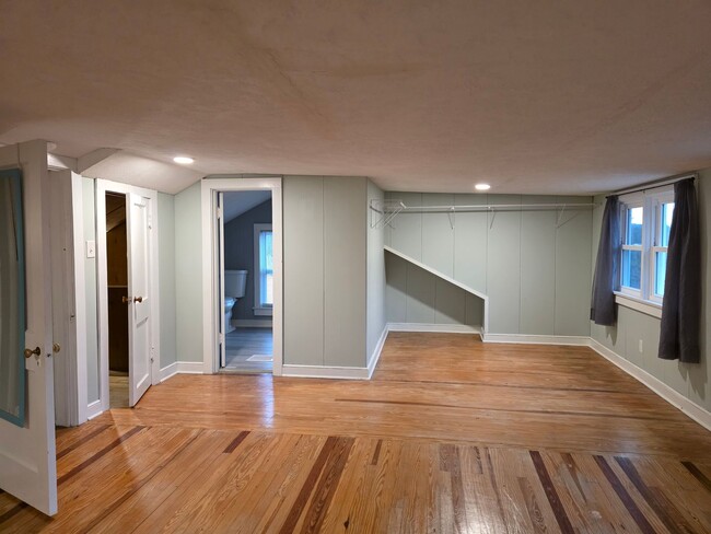 Building Photo - 116 Sixth Avenue