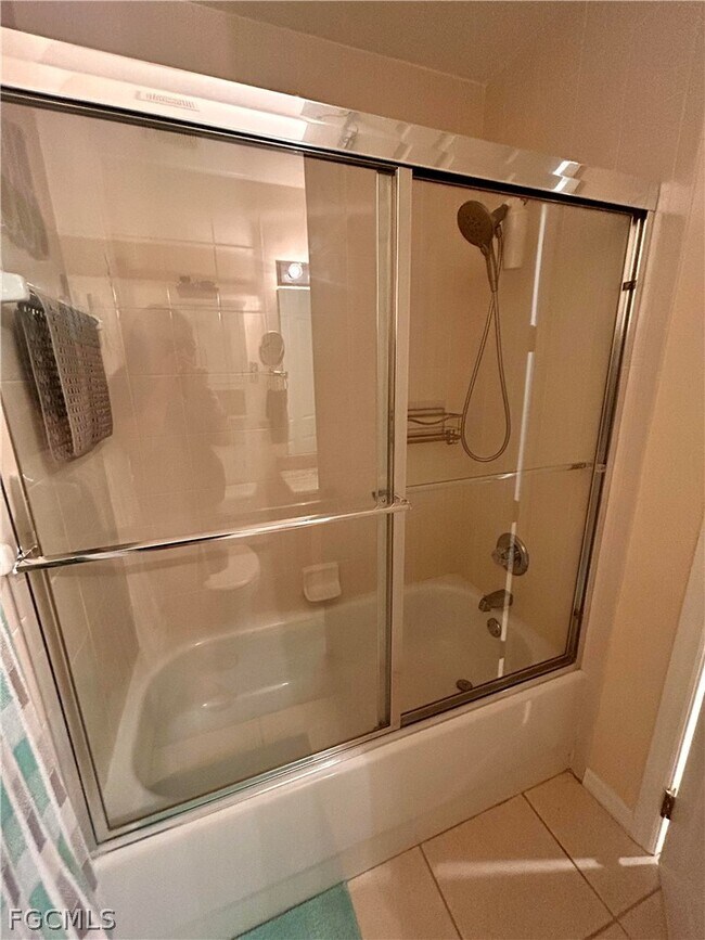 Building Photo - 1137 Van Loon Commons Cir