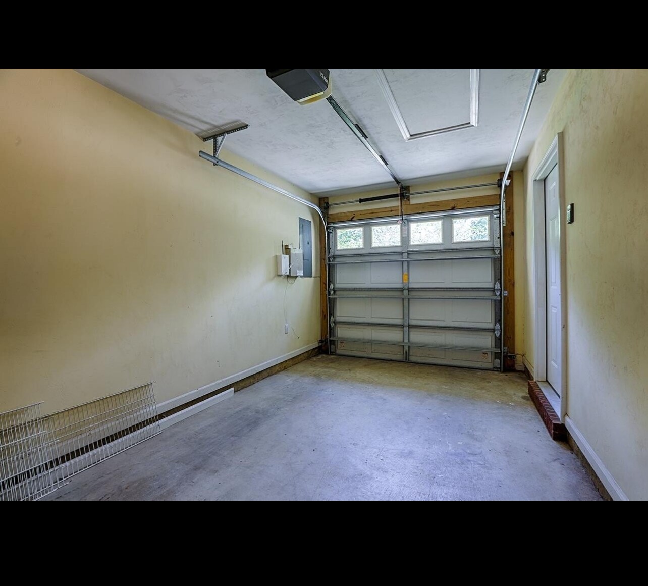 Building Photo - 2346 Emerald Ridge Loop
