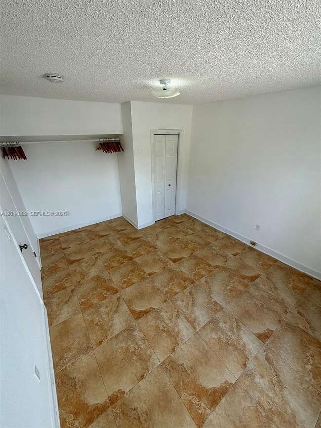Building Photo - 9248 Collins Ave