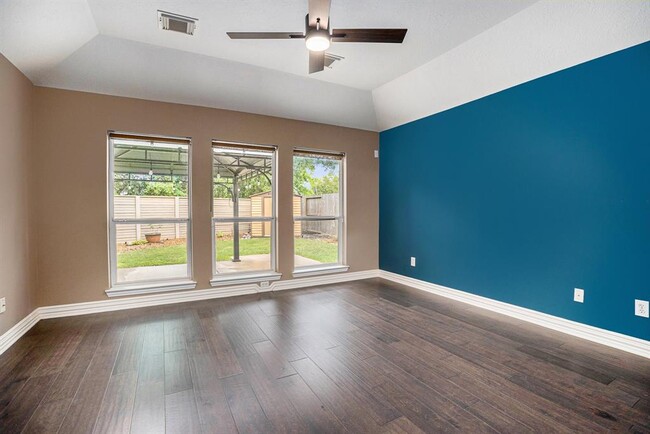 Building Photo - 9338 Stoneridge Canyon Ln