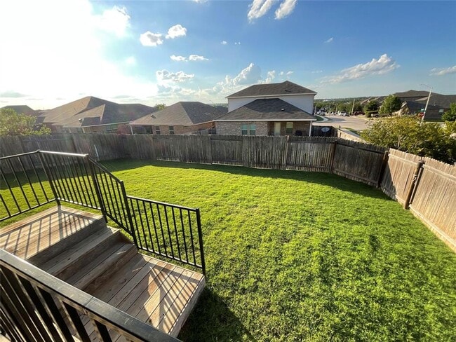 Building Photo - 1629 Dubiel Dr
