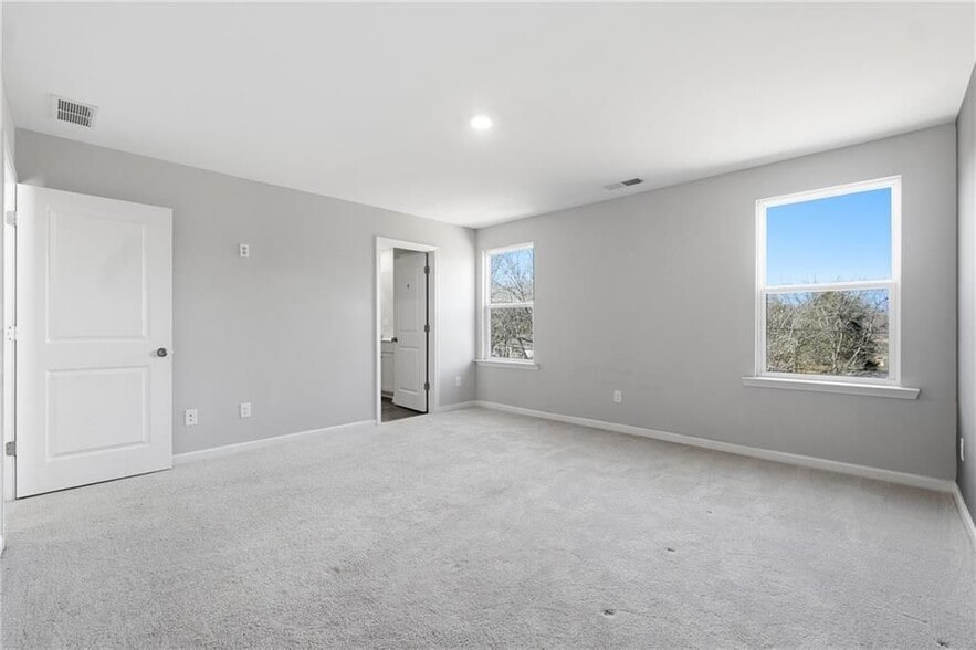 Building Photo - 21 Golden Eagle Pkwy