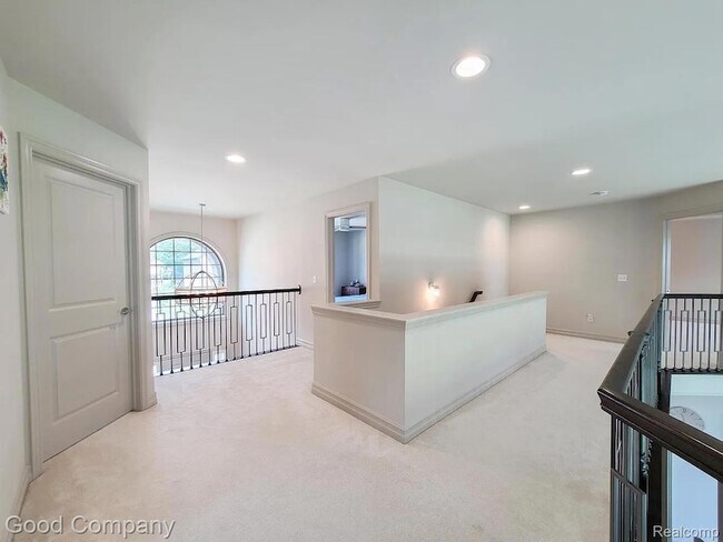 Building Photo - 5342 Rangemore Dr