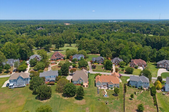Building Photo - 2912 Oak Bridge Dr