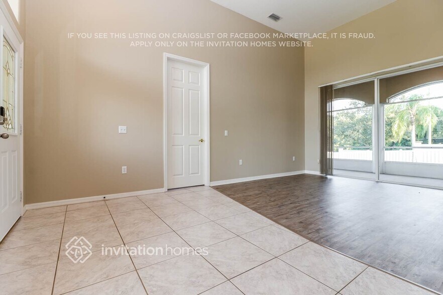 Building Photo - 2609 Brookside Bluff Loop