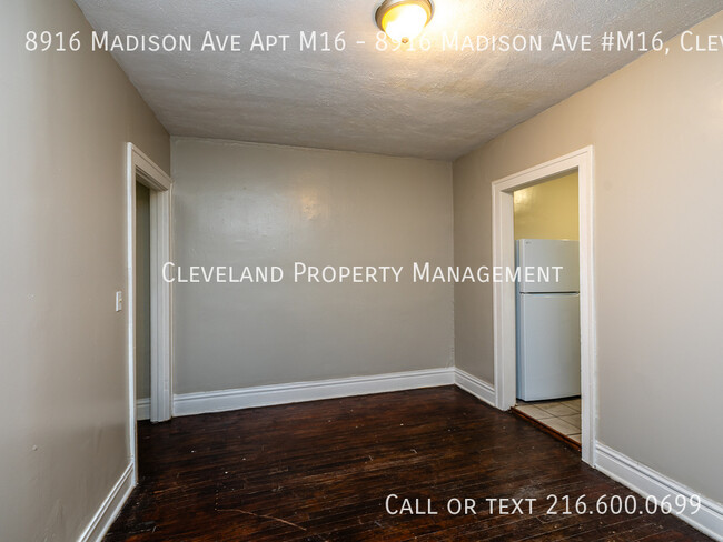 Building Photo - Madison Ave One Bedroom Apartment  *Special*