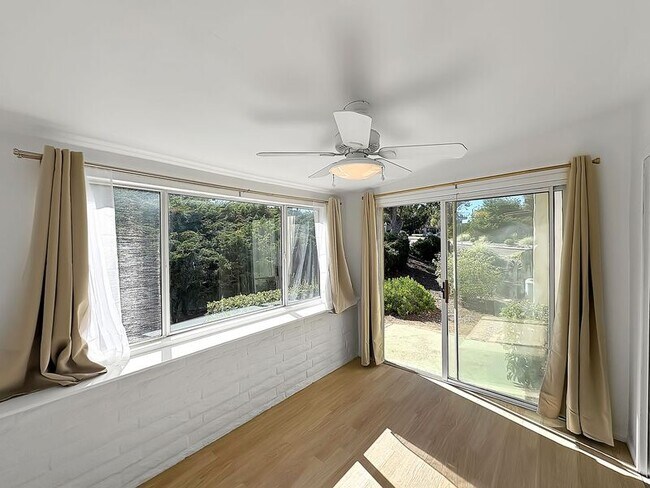 Building Photo - 16737 Meandro Dr