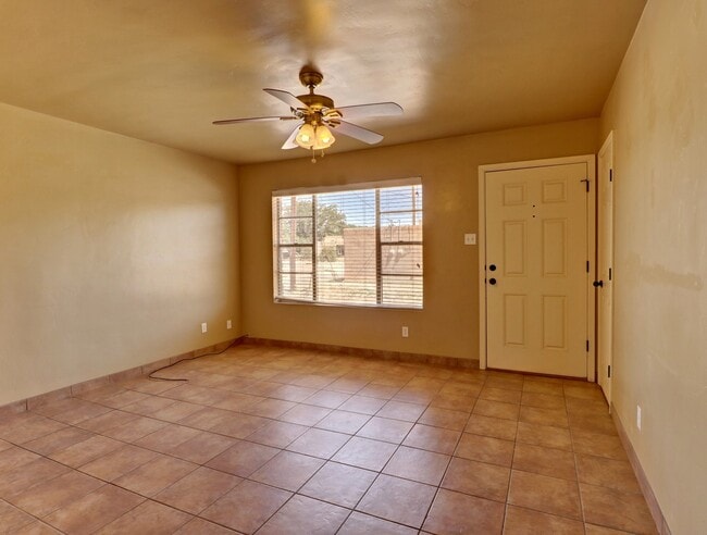 Building Photo - 2170 Calle De Santa Ana