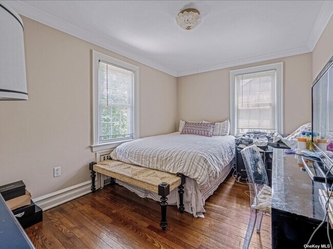 Building Photo - 40 Oakmere Dr