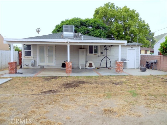 Building Photo - 3071 N Crescent Ave
