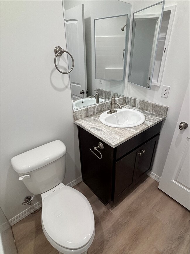 Building Photo - 2553 Sycamore Ave