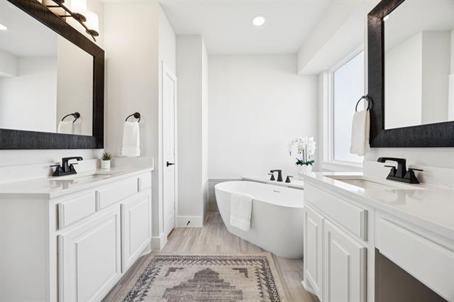 Building Photo - 9058 Hyacinth Ln