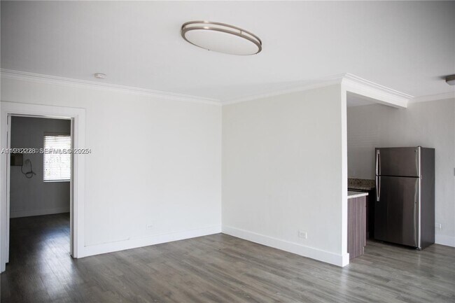 Building Photo - 345 85th St