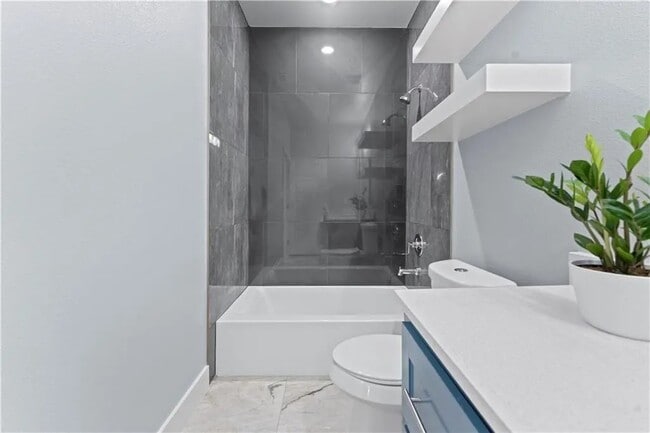 Building Photo - 2610 Lady Andrea Dr