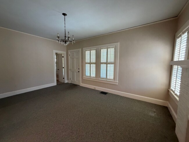 Building Photo - Exclusively Offered by Muse Realty Rentals, LLC