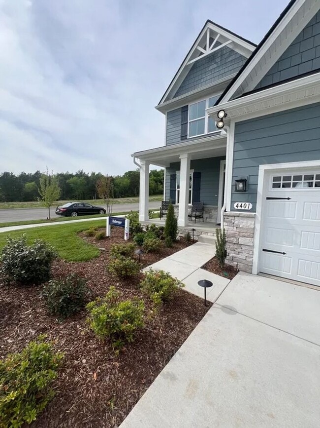 Building Photo - New 3BR Home in Antioch