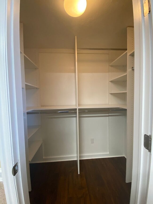 Building Photo - Hildale Apartment Utilities Included