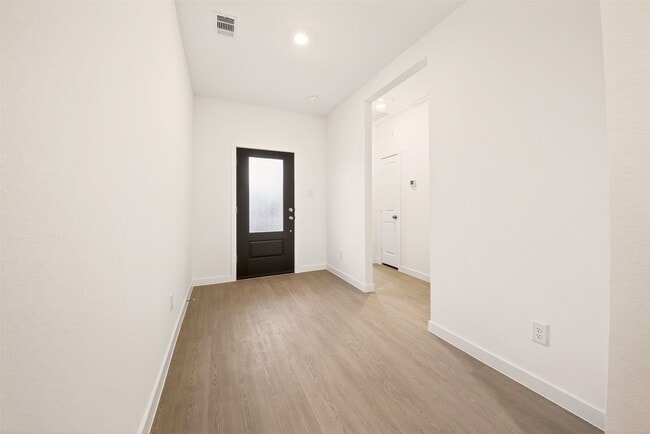 Building Photo - 16314 Texas Flatland Wy