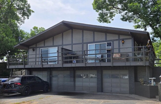 Building Photo - 3-Bed, 2-Bath Duplex across from Lake Loveland!