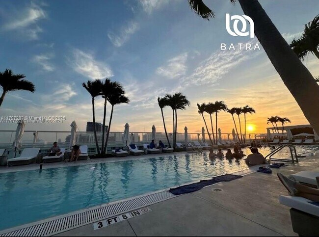 Building Photo - 2301 Collins Ave