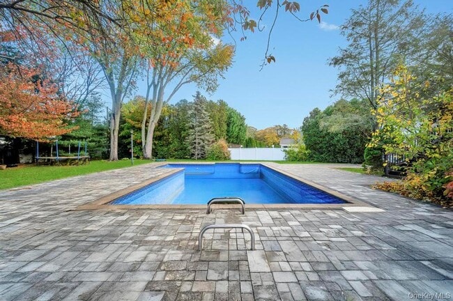 Building Photo - 29 Dillon Dr