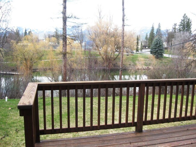 Building Photo - Whitefish River Duplex