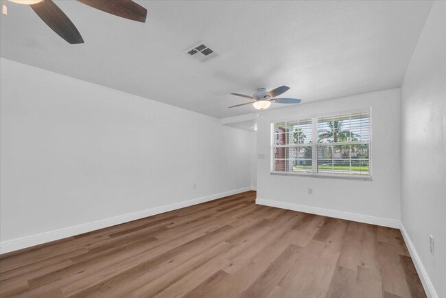 Building Photo - 5600 Bayou Grande Blvd NE
