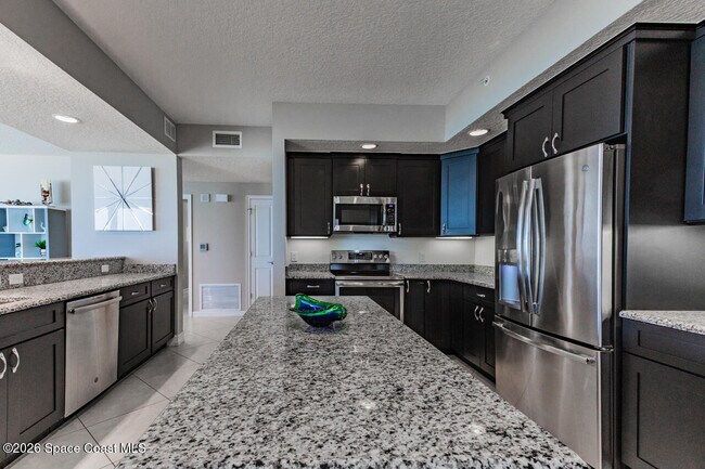 Building Photo - 1025 Jimmy Buffett Mem Hwy