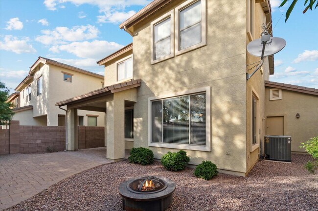 Building Photo - 18815 E Swan Dr