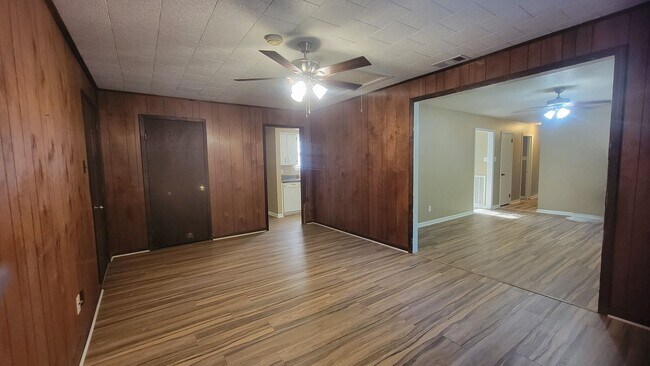 Building Photo - 17722 Michael Todd Ln