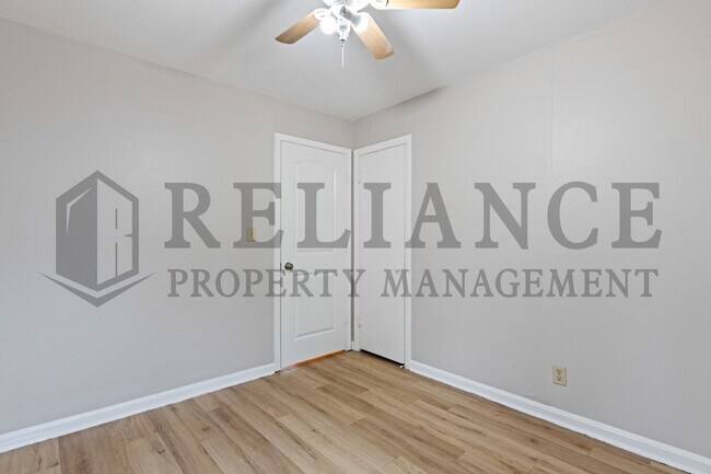 Building Photo - 1422 S Meridian Ave