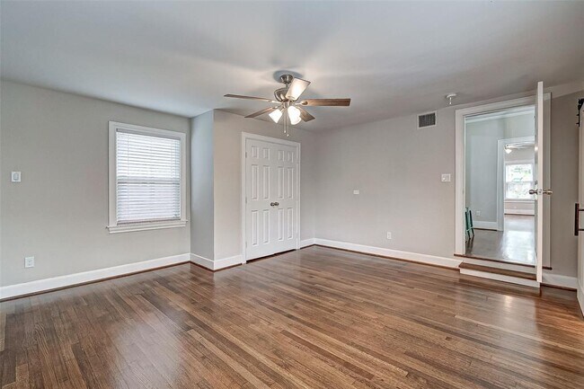 Building Photo - 2420 Huldy St