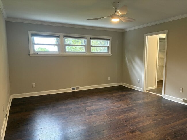 Building Photo - 3 Bedroom, 3 Bathroom House in Winston-Salem!