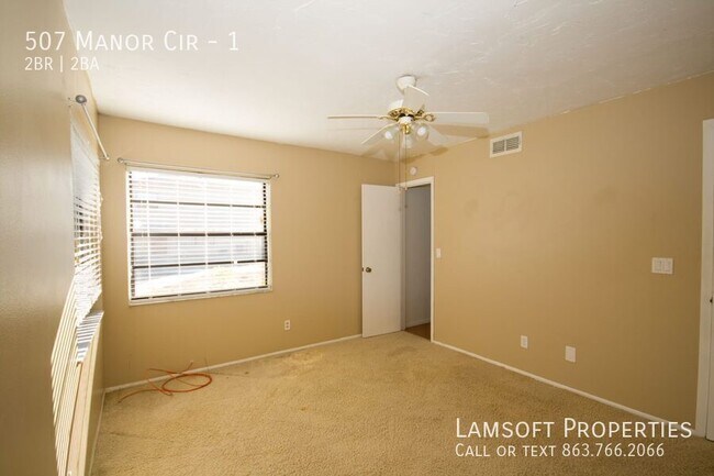 Building Photo - 507 Manor Cir