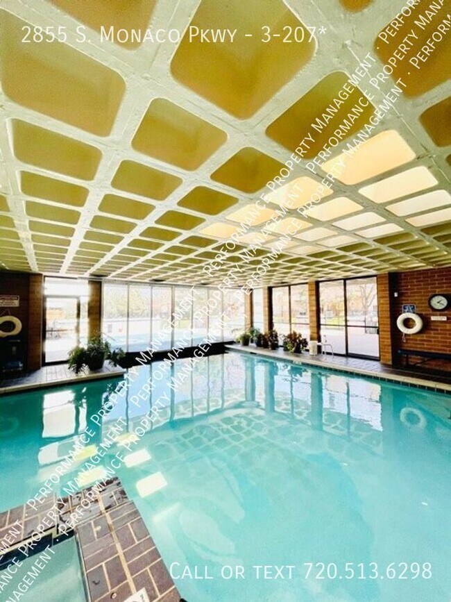 Building Photo - Plaza De Monaco Condo