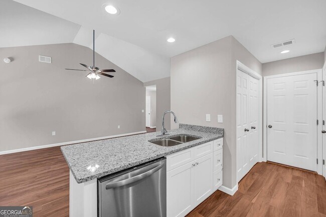 Building Photo - 130 ADALINE COURT