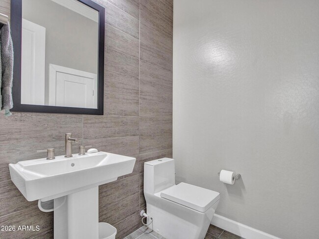 Building Photo - 29523 N 23rd Dr