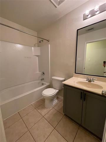 Building Photo - 5817 Mountain Bluff Dr