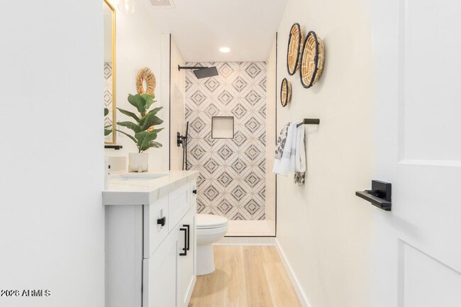 Building Photo - 3505 E Campbell Ave